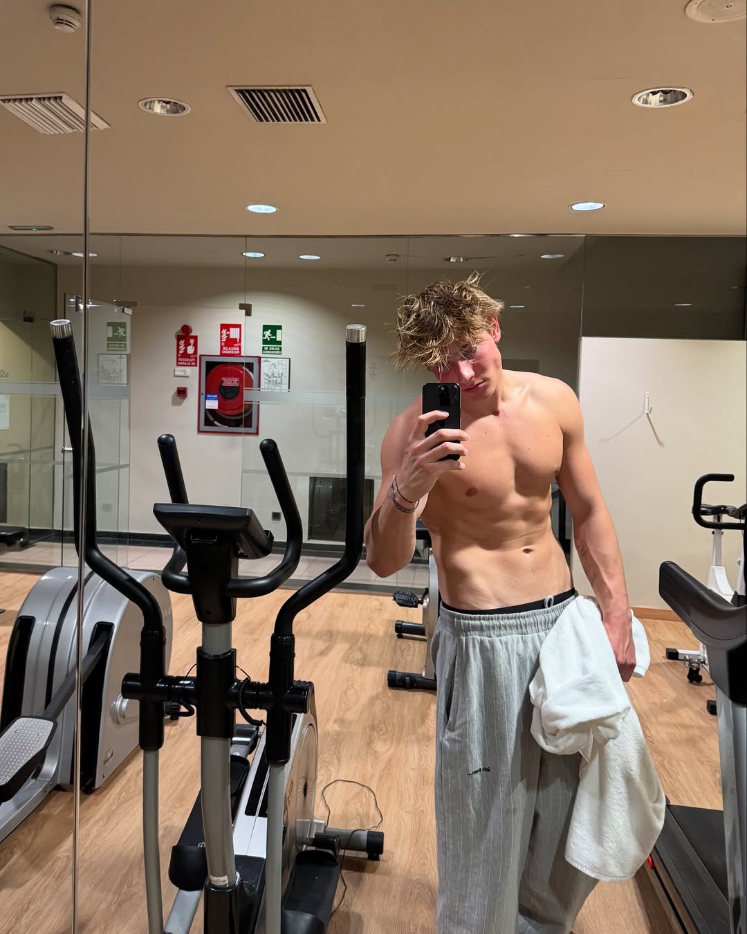 Klass Franciskis Rozentals: atleta de canoagem deixa equipe por causa de perfil no Onlyfans