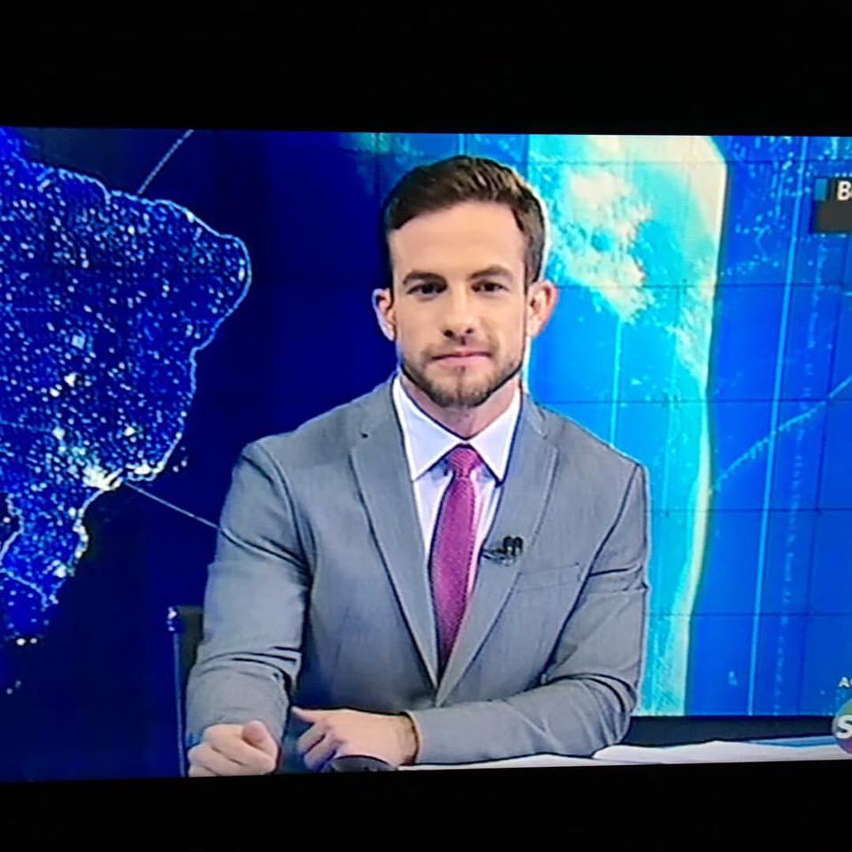 Os 30 jornalistas mais gatos da TV em 2017: Daniel Adjuto, SBT