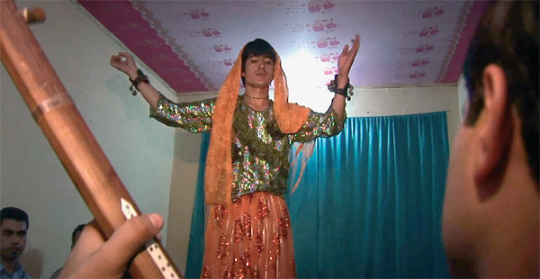 bacha bazi gay afeganistão