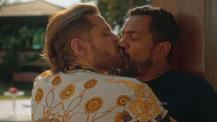 Beijo gay em Rensga Hits: Alejandro Claveaux e Samuel de Assis