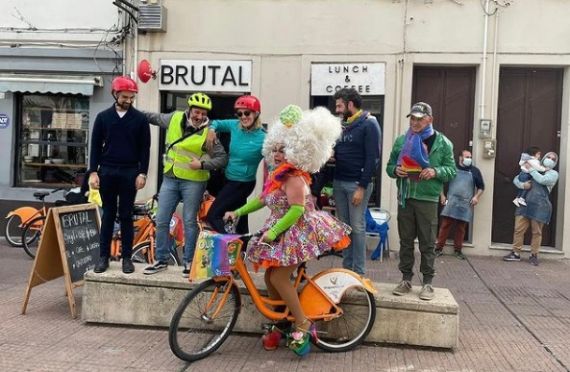 bicitur montevideo lgbt gay