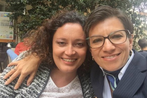 Prefeita lésbica de Bogotá, Claudia López, junto a sua esposa, a senadora Angélica Lozano