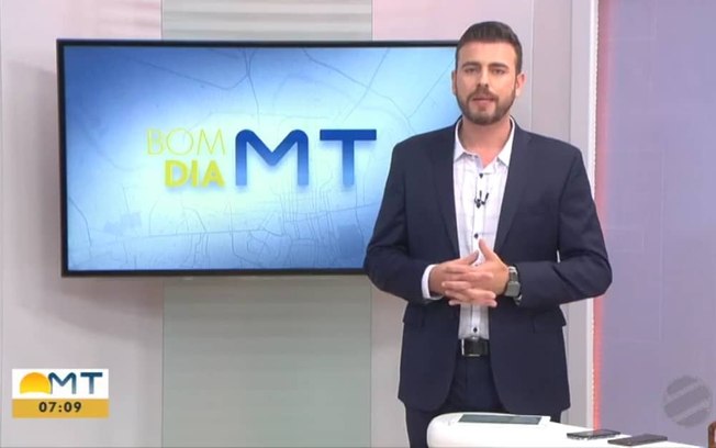 Douglas Belan: apresentador que mostrou nude ao vivo é demitido