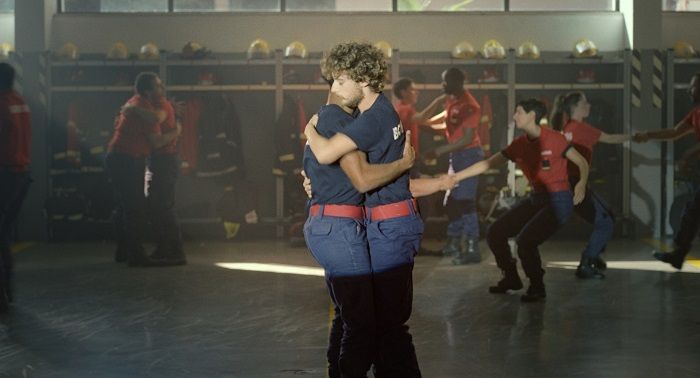 Mauro da Costa e André Cabral são casal gay no filme Fogo Fátuo