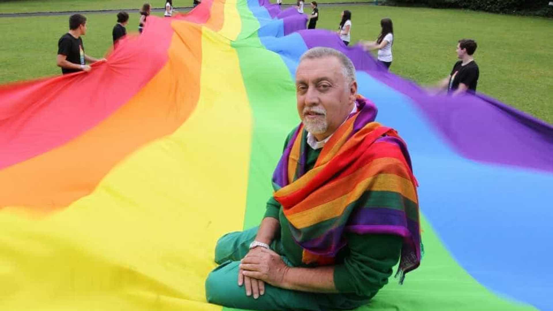 Gilbert Baker, criador da bandeira gay