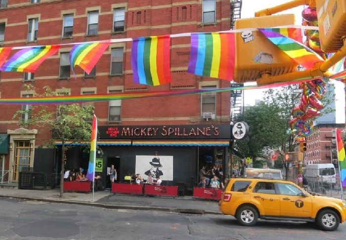 14 bairros gays pelo mundo: Hell's Kitchen, em Nova York, EUA