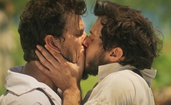 Público reclama de final de casal gay em Dona Beja