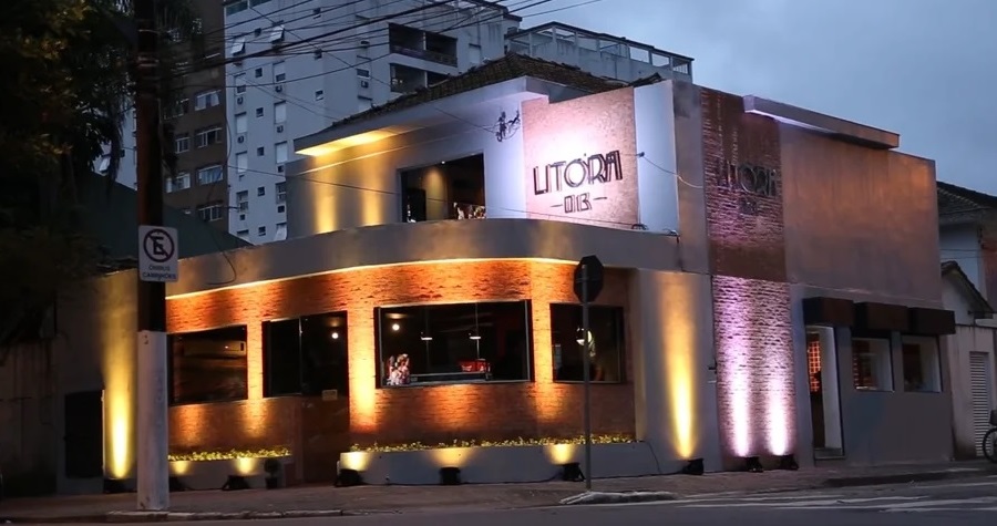 Restaurante Litóra 013 de Santos faz promoção que exclui casais gays