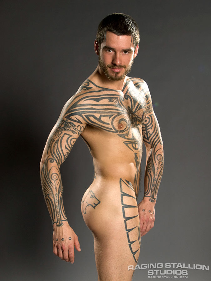 Logan McCree, ex-ator pornô gay