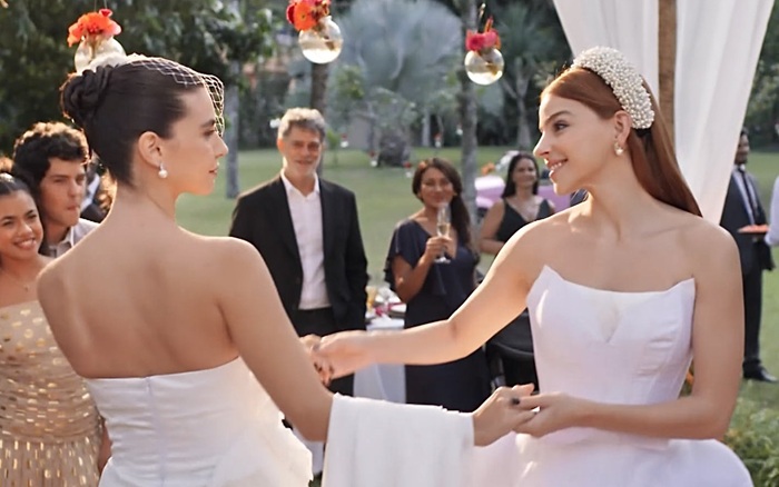Casal lésbico Loquinha