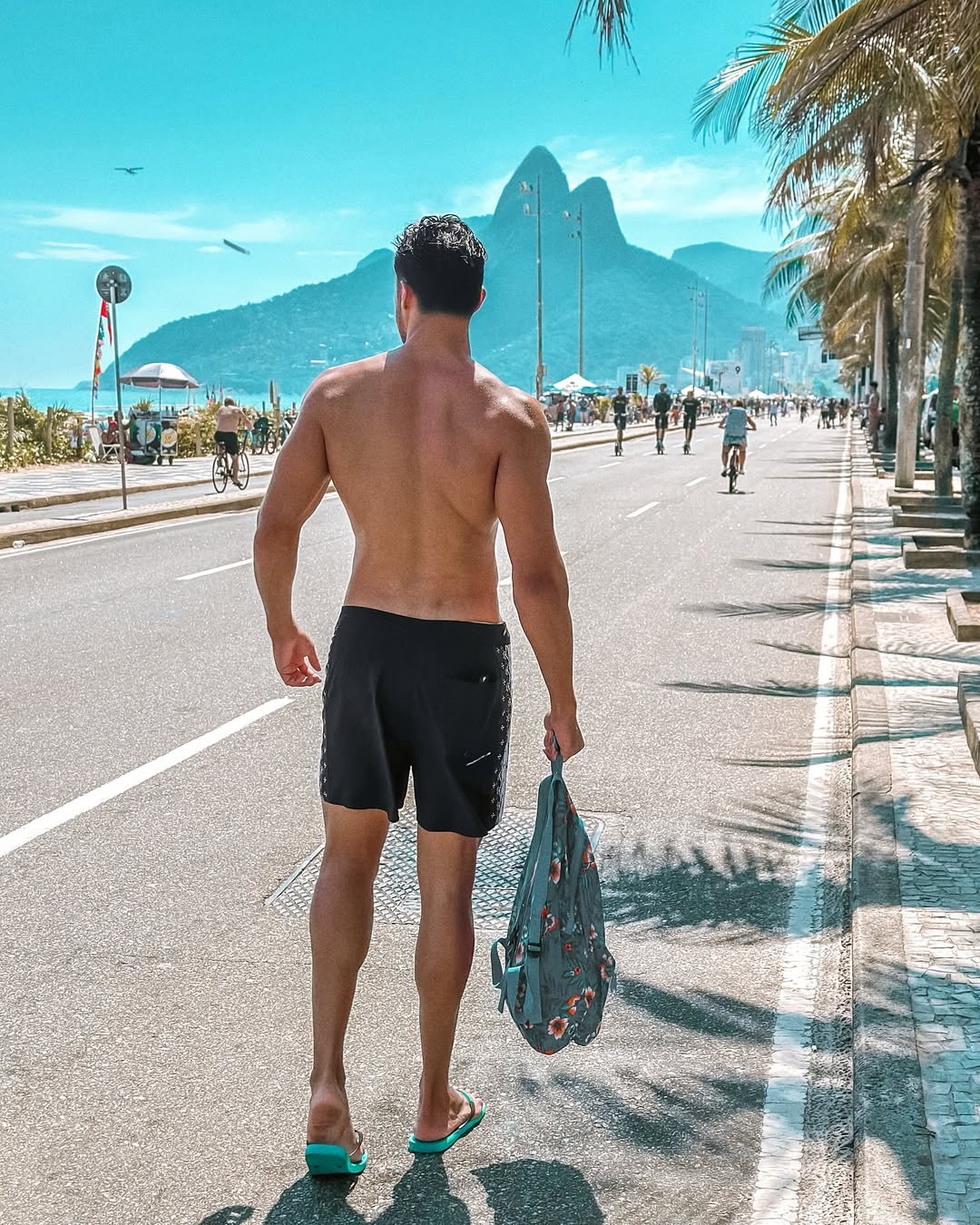 Moises Victorino: fotos do modelo namorado de Leo Dias