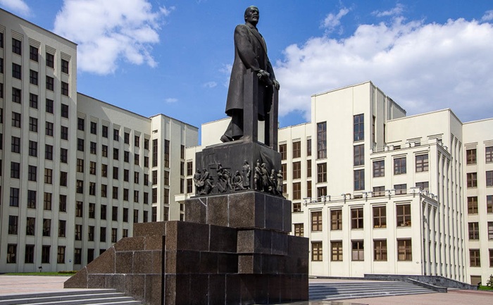 Belarus proíbe 'propaganda gay' e aumenta homofobia no país