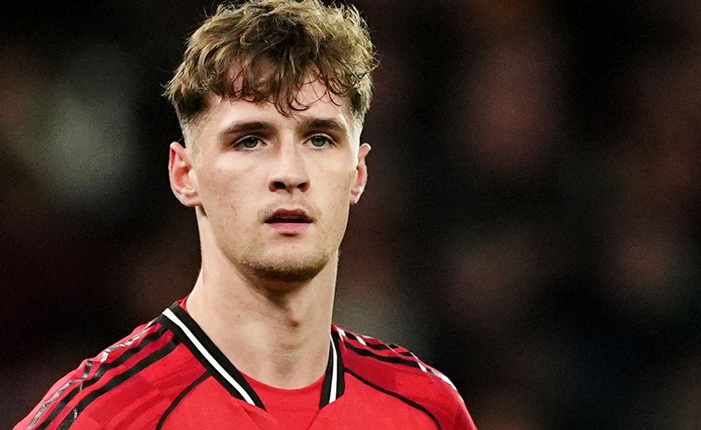 Punido por homofobia, jogador se desculpa 