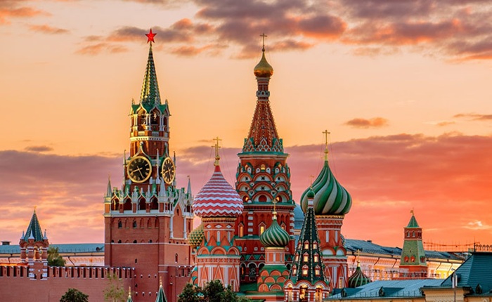Rússia condena dona de boate gay por promover 'ideologia LGBT'