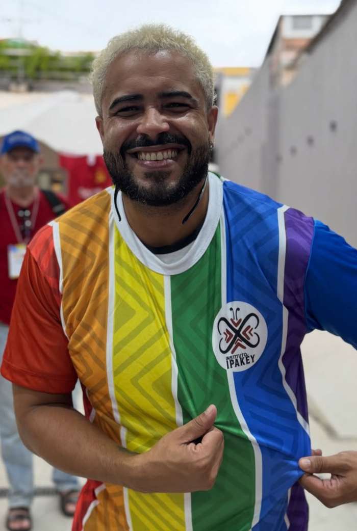 onã rudá jornalista gay lgbtricolor futebol bahia fifa