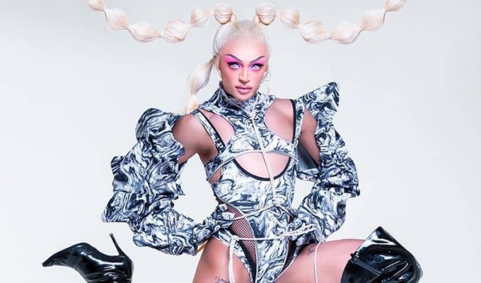 Pabllo Vittar: 5 desafios de 111, novo lançamento da drag queen