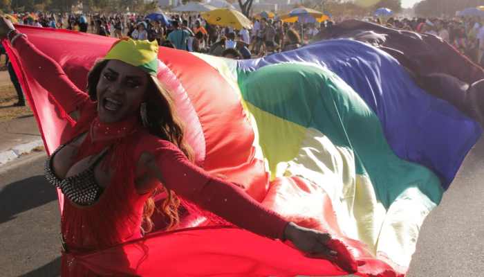 parada lgbt Brasilia orgulho 2022