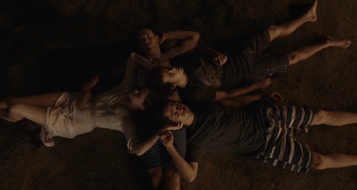 Filme Sobre Viagens e Amores fala de casal gay que recebe adolescentes italianos de férias em São Francisco