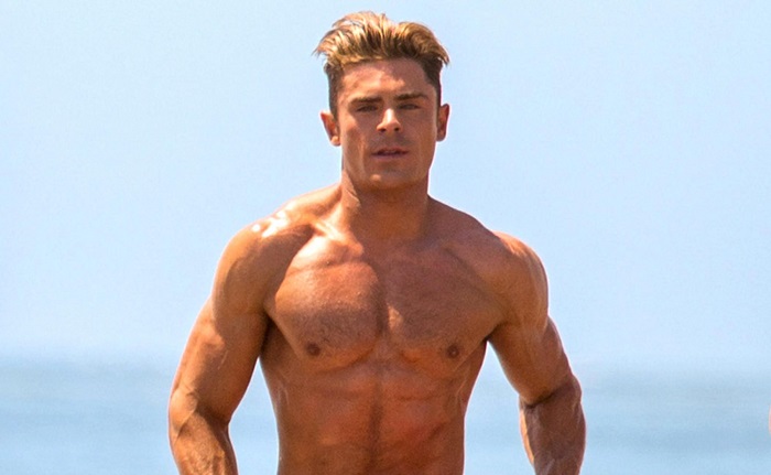 Zac Efron diz que nunca mais quer ter o corpo sarado como mostrou em 'Baywatch: S.O.S. Malibu'