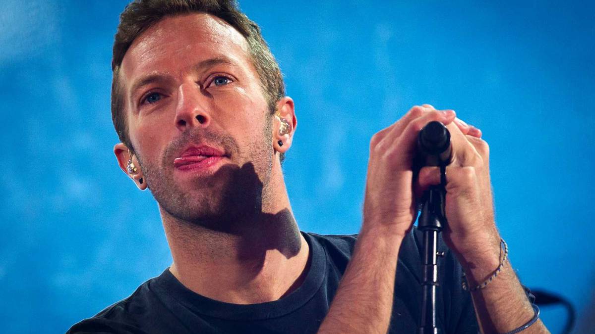 Chris Martin, do Coldplay, pensou que fosse gay e era homofóbico