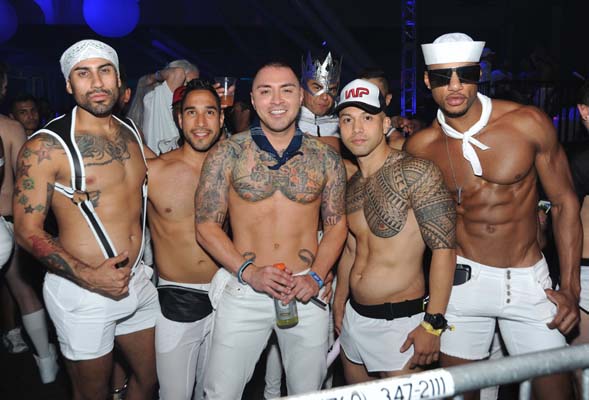 Pandemia muda data de festival que reúne 30 mil gays